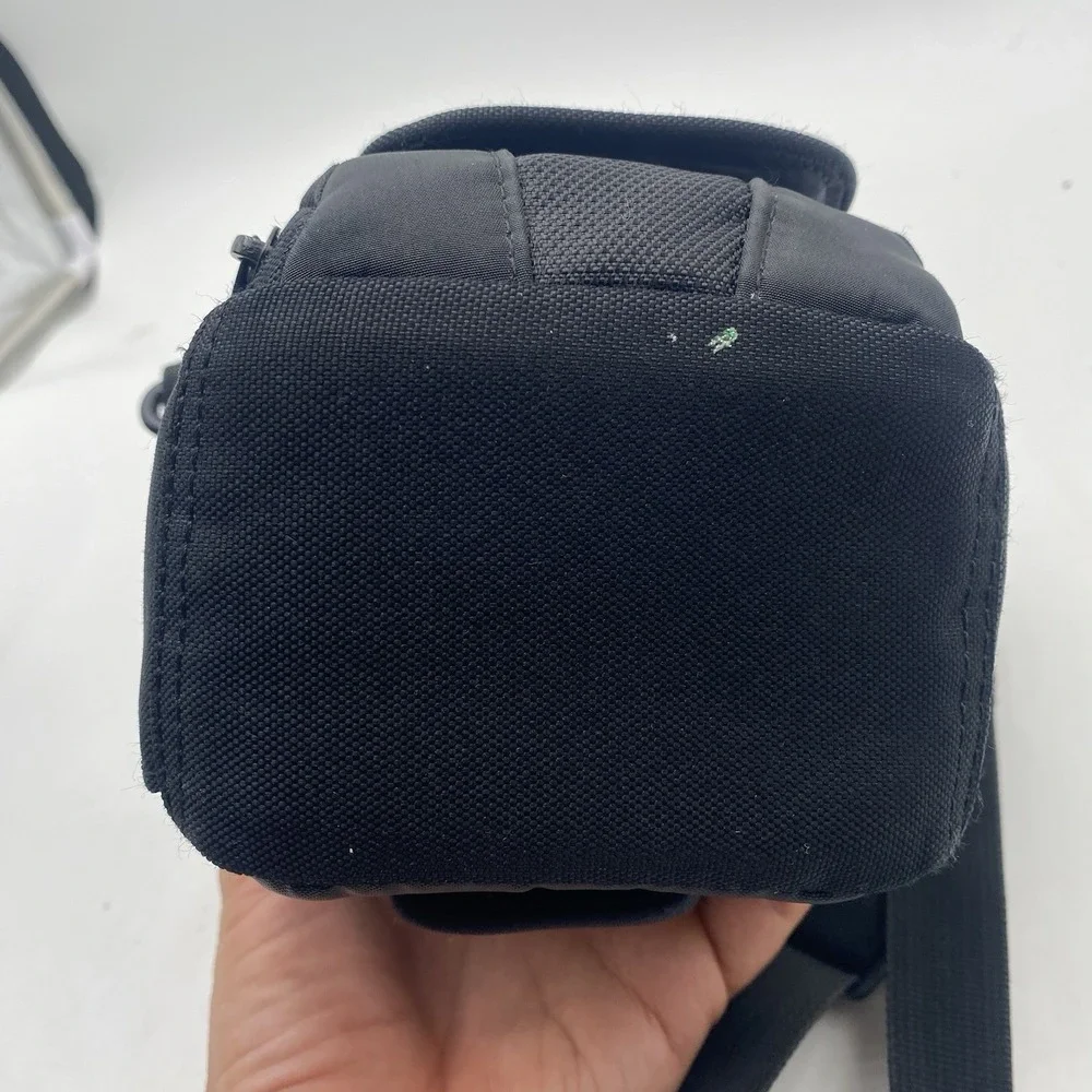 Lowepro Edit 100 Camcorder Camera Bag Top Loader Black Digital Cameras VGC